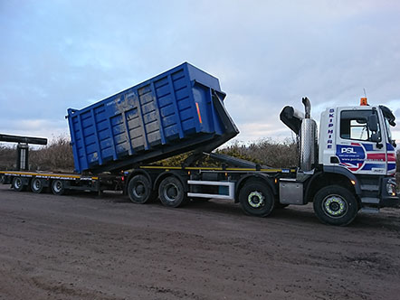 Portland-Stone-New-Hooklorry-Drawbridge-Trailer-Added-to-The-Fleet